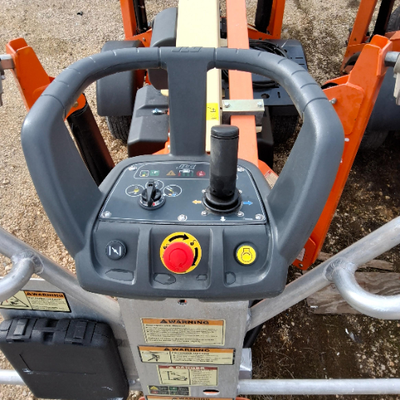 NEW 2023 JLG T350