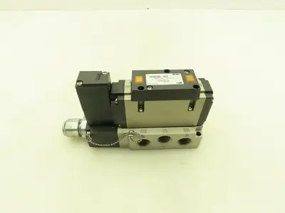 SMC VFS3100-5FZ  24VDC Single Solenoid Valve 5-Port Manifold Base  LOT OF  2