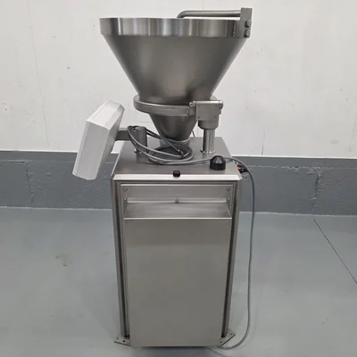 REISER VEMAG high-speed vacuum filler ROBOT MODEL 500 # 3666