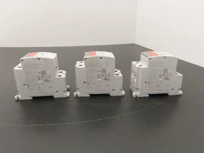 Fuji Electric CP30FM-2P001 Circuit Breakers 250VAC 125VDC 1A 2-Pole Lot of 3