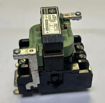 Used GENERAL ELECTRIC CR205K000ADA PLC Contactors Ohio US | Surplus Asset Holdings #1238123