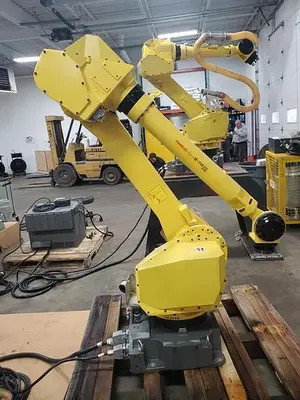 FANUC ROBOTICS M-710-710iC/45 30iB High-Payload Material Handling | ACES Robotics Ltd (2)