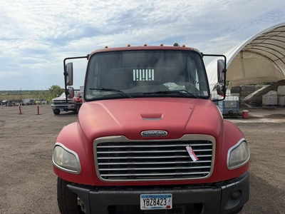 Used 2008 FREIGHTLINER BUSINESS CLASS M2 Tractors & Trailers Minnesota US | Miedema Asset Management Group #1443936