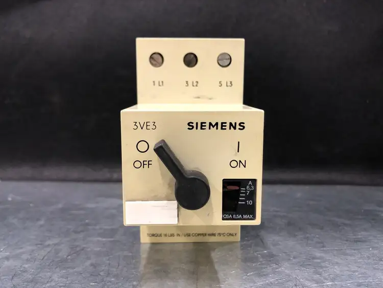 Used SIEMENS 3VE3000-2LA00 Switchgears British Columbia CA | Lenmark #244166
