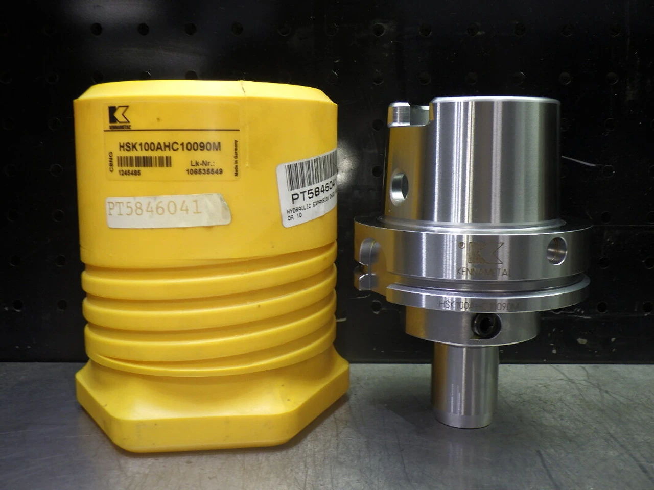 Kennametal HSK100A 10mm Hydraulic Tool Holder 90mm Pro HSK100AHC10090M (LOC370)
