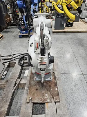 USED 2004 YASKAWA EA1400