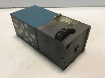 USED BOSCH 0 810 001 029