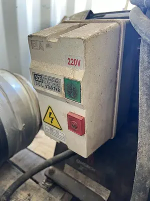 Like-New Centurion Pro 3.0 Stainless Steel Trimmer