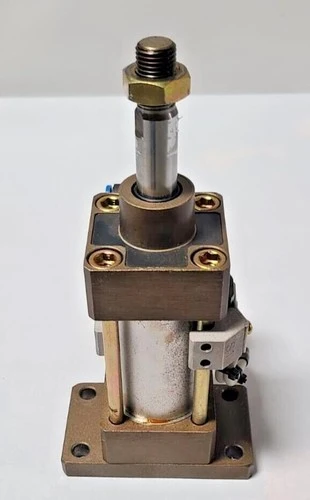 Used CKD 47567567657789 Hydraulic Cylinders California US | Amiron Machinery #725284