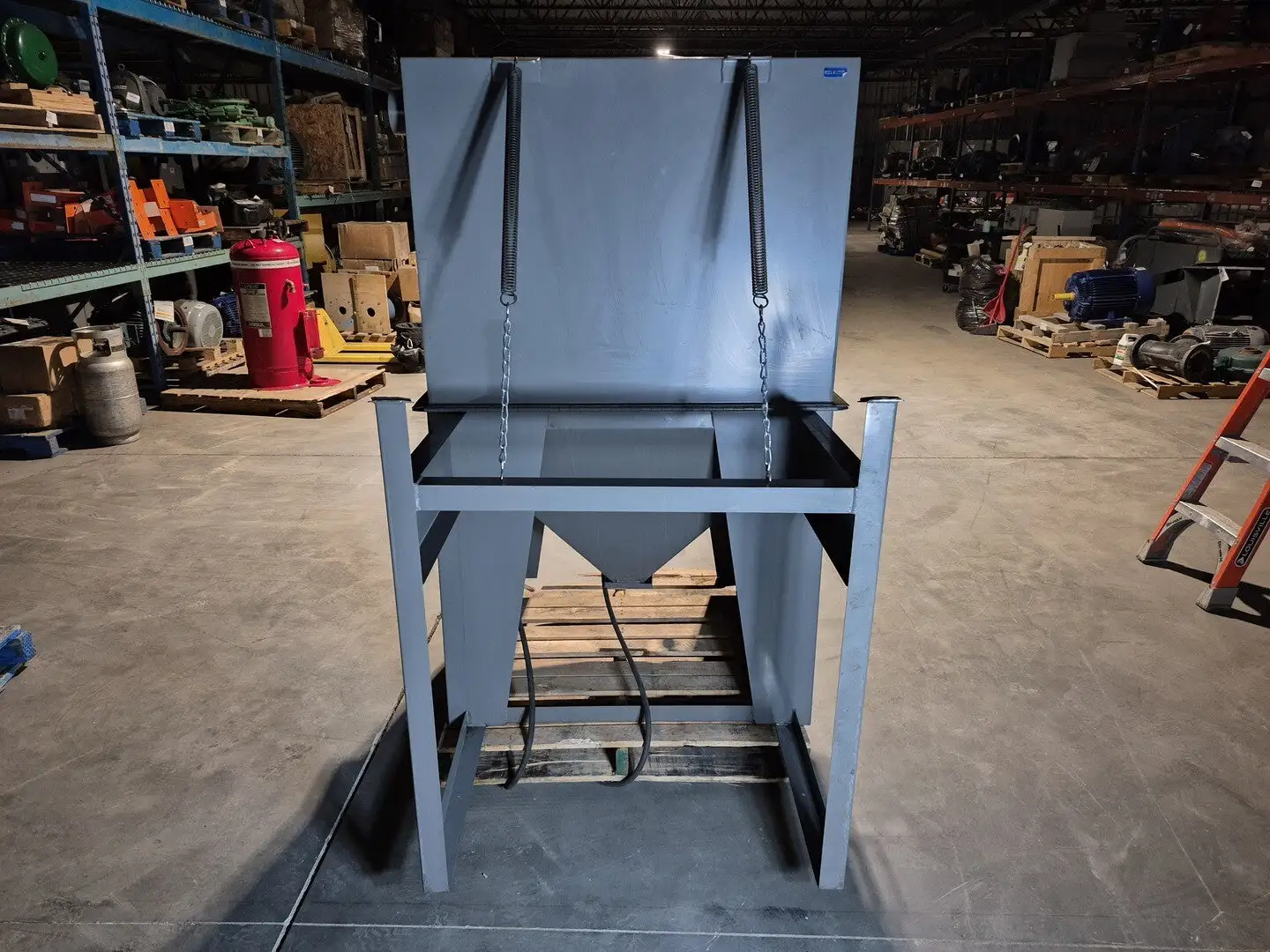 Abrasive  Blast Cabinet 72"x42"x73"