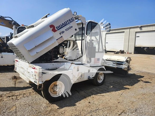 Used 2018 ROADTEC FB100E Sweepers | Team Boone #718533