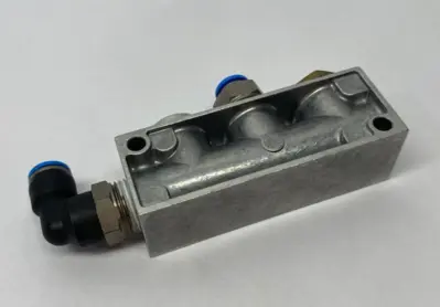 Used Festo Distributor block 6704 Parts (Hydraulics and Pneumatics) Michigan US | Maverick Industrial Sales #1398297