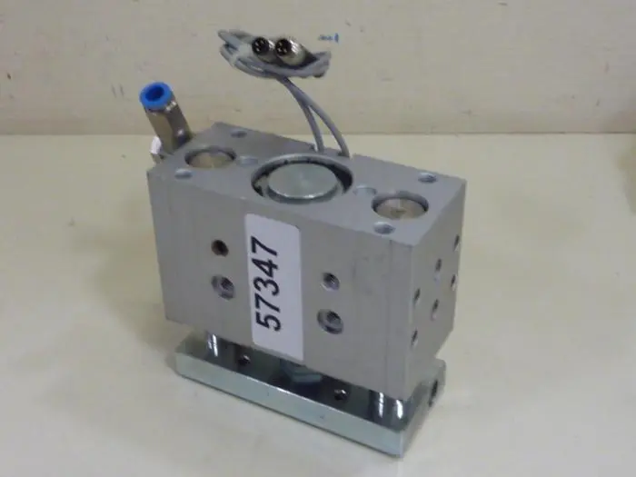 Used FESTO DFM-40-25-P-A-GF Cylinders Michigan US | Ideal Machinery #595771