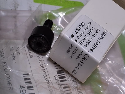UNIVERSAL INSTRUMENTS CAM FOLLOWER CR-5/8-A-XB 49742801 - NEW