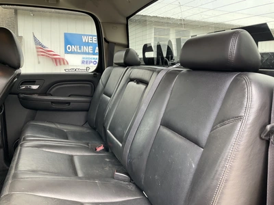 USED 2011 GMC SIERRA 2500
