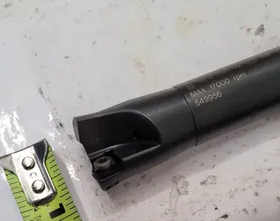 USED SANDVIK COROMANT R210-025A20-09M