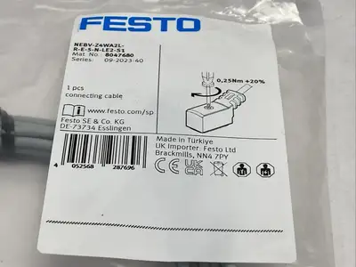 NEBV-Z4WA2L-R-E-5-N-LE2-S1, 8047680 | Festo NEBV-Z4WA2L-R-E-5-N-LE2-S1 Connecting Cable 5m 8047680 - New