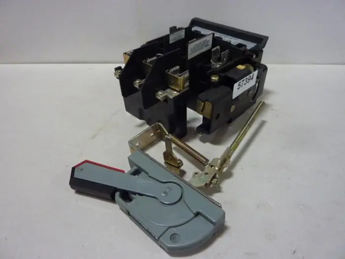 USED ALLEN BRADLEY 1494V-DS30 SER A