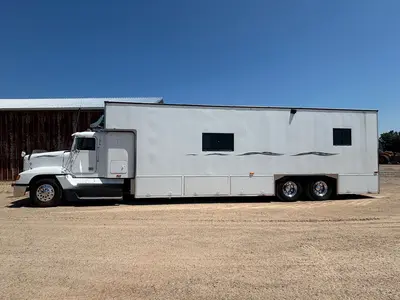 Used 1992 FREIGHTLINER FLD120 Campers, Caravans, Motorhomes Wisconsin US | Proxy Equipment #1426091
