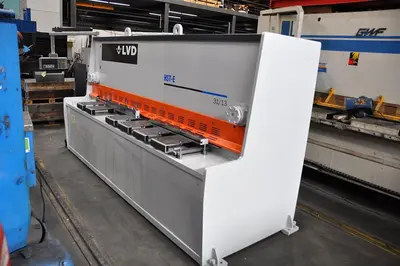 USED LVD HST-E 3100 X 13 MM CNC