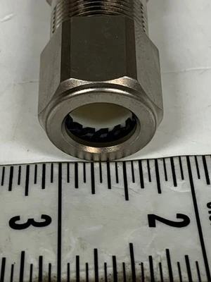 NEW Amphenol Does Not Apply
