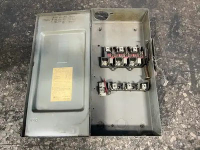 Used SQUARE D D324N Switchgears Ohio US | HGR 24 #1301628