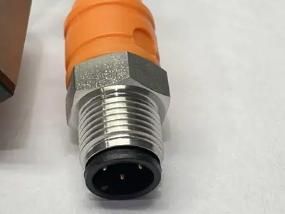 O6H301 | ifm  Diffuse Reflection Sensor w/ Background Suppression O6H-FPKG/0,30m/US - New Other