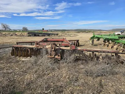 USED INTERNATIONAL 21'