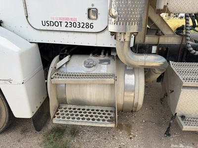 Used 2004 PETERBILT 385 TRUCK TRACTOR Conventional trucks Texas US | Miedema Asset Management Group #1312552