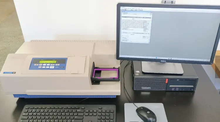 Used MOLECULAR DEVICES _UNKNOWN_ Microplate Readers California US | Biotech Equipment Sales #1464714