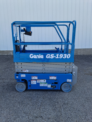 USED 2017 Genie GS-1930