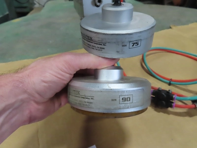Accutek Pneumatic Chuck Capper