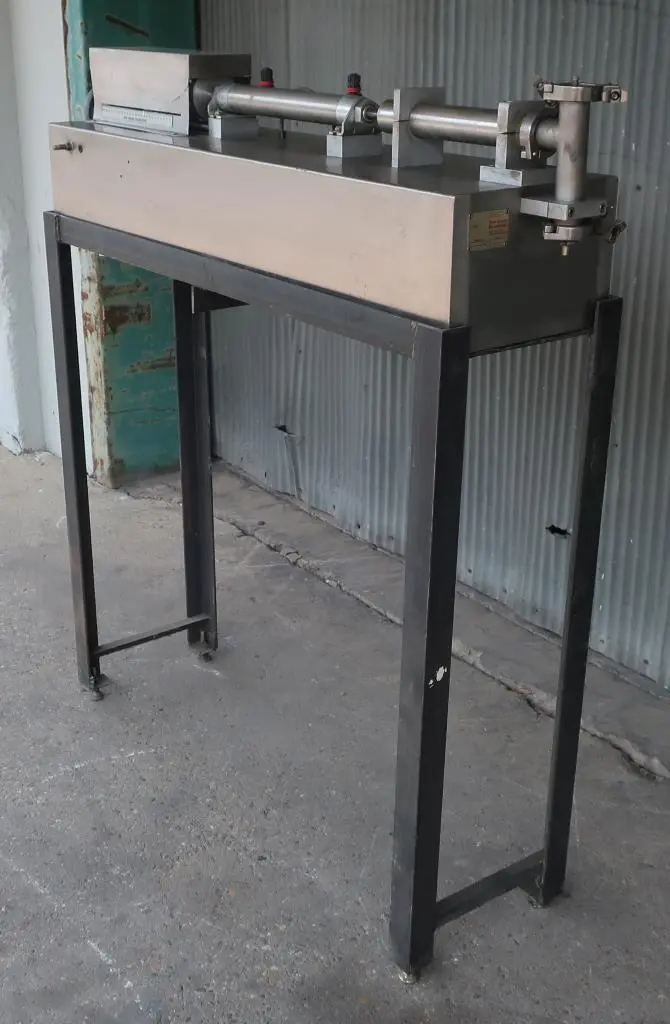 USED RON UNGAR ENGINEERING 1200-CV