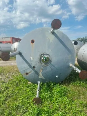 Used PROCESS ENGINEERING 1,900 GALLON Stainless Steel Tanks New Jersey US | Perry Equipment #122860