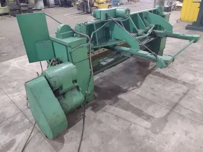 8' X 1/4" WYSONG MODEL #825 MECHANICAL POWER SQUARING SHEAR: STOCK #23635