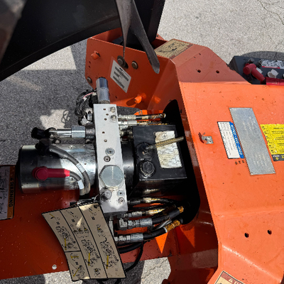 USED 2017 JLG T350