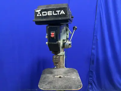 Used DELTA 17900 Heavy Duty & Sensitive Single Spindle Drills Ohio US | HGR 24 #1276087