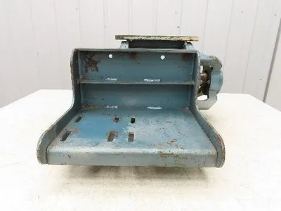 WM Meyer & Sons Rotary Airlock Feeder Valve 4x7" Rectangle Flange