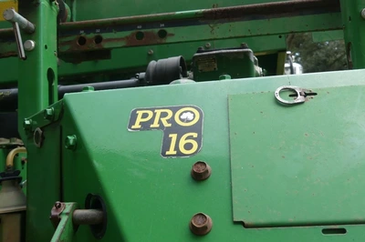 Used 2001 DEERE 9976 Self-propelled Harvesters Alabama US | Proxy Equipment #1384943