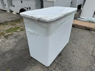 Used 2025 VERSALIFT 32200-6 Construction Equipment Parts Florida US | Truck and Van Outlet #1574056