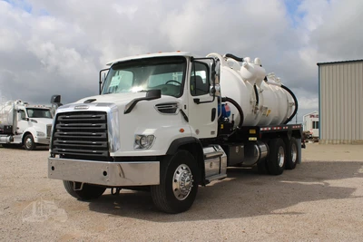 Used 2018 FREIGHTLINER 114SD Septic/Sewer/Vacuum Trucks Texas US | Roll Off Truck World #1491812