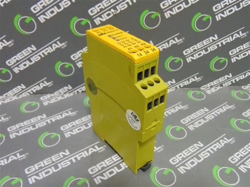 Pilz PNOZ X1 Safety Relay Module 774300 Used