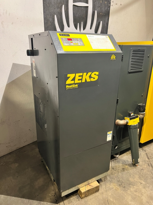 USED 2010 KAESER SFC22