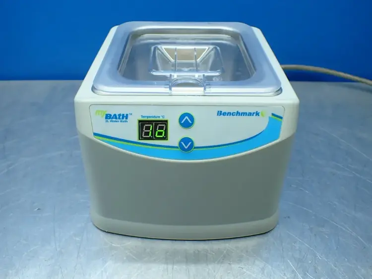 Used BENCHMARK SCIENTIFIC B20002 Water Baths Ohio US | HGR 24 #754347
