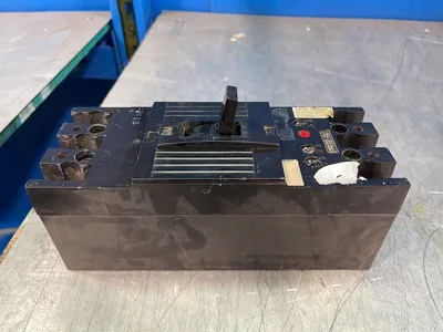 General Electric  Circuit Breaker