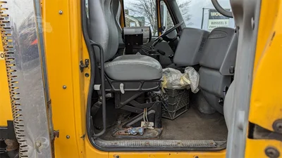 USED 2005 INTERNATIONAL WORKSTAR 7400