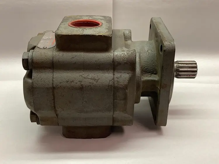 Used COMMERCIAL SHEARING P50A378BEYM25-7 Hydraulic Pumps Ohio US | Surplus Asset Holdings #1225871