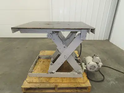 Autoquip 26W25 Hydraulic Scissor Lift Table 2000lb 26" Travel 30x40" Top 3Ph