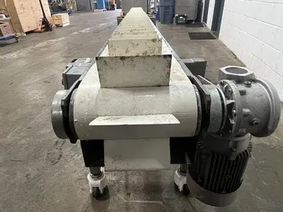 Viking 18.5' Long Cleated Conveyor
