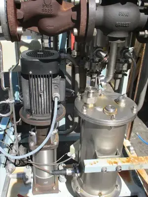 Steris Finn Aqua #1500-S-1, Pure Steam Generator, single still with pump